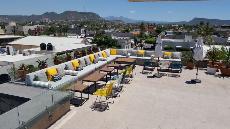Hotel Catedral La Paz Exterior foto Rooftop bar at the Hotel Habita